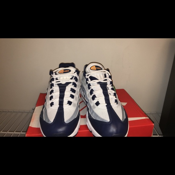 Nike Air Max 95 SE - Midnight Navy Laser Orange - Picture 4 of 8